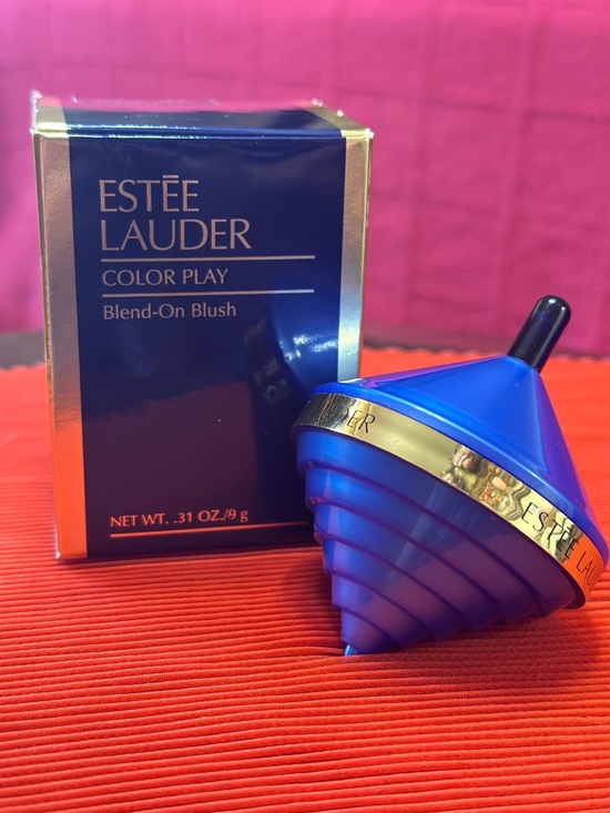 Estee Lauder Other - NIB Vintage Estée Lauder Color Play Blend-On Blush in HTF Blue Spinning Top